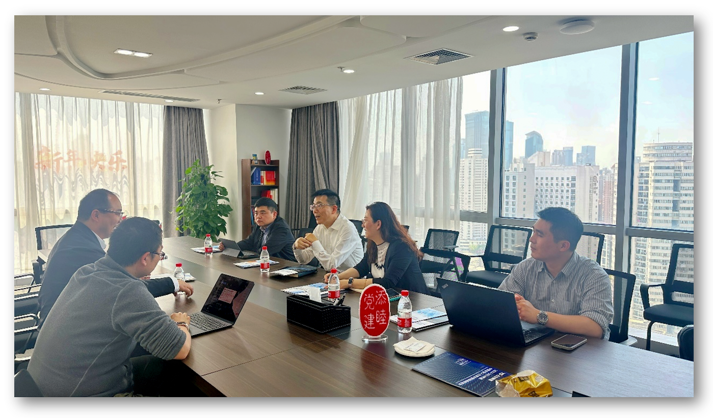 上海张江集团党委副书记、副总经理韩国飚一行莅临嘉乐盈全球创新中心走访交流